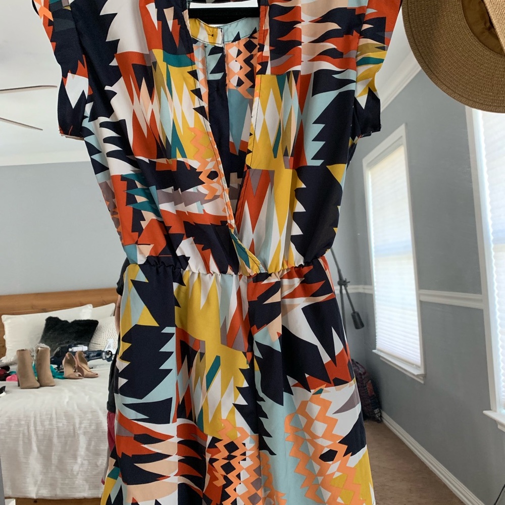 Boutique brand romper Size M - Picture 3 of 3